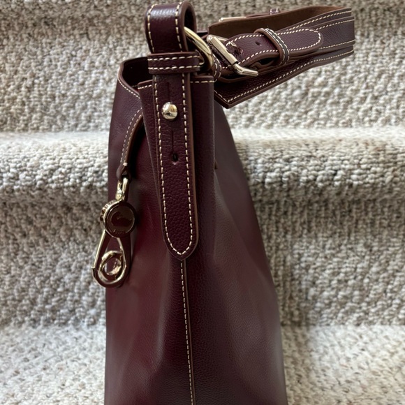 Dooney Burgundy Leather Bucket Bag with Gold Hardware with card wallet - Picture 4 of 16